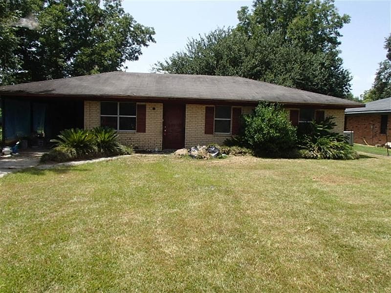 1st image of 3023 Shirley Dr