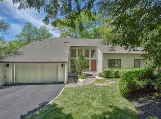 7 High Point Cir, Chappaqua, NY 10514