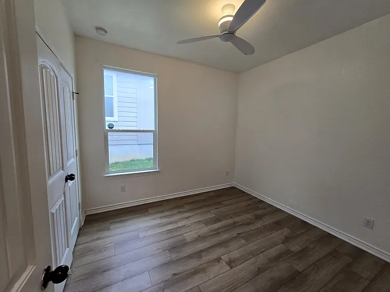 3441 Monroe Ave — Photo 11