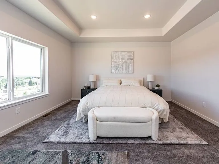 5722 Villa Lorenzo Dr — Photo 4