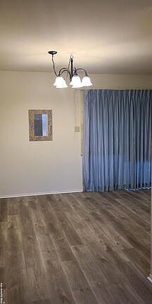 4th image of 1008 Valley Forge Dr