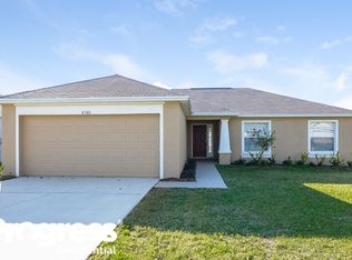 8360 Greystone Dr, Lakeland, FL 33810