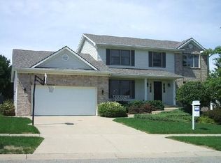 906 Oneida Woods Trl, Grand Ledge, MI