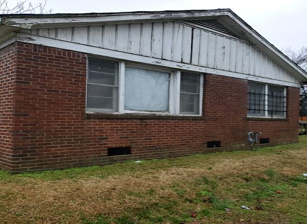2nd image of 1300 Martin Luther King Dr