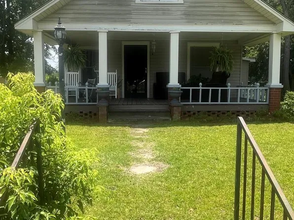 602 W Jessamine St, Fitzgerald, GA 31750