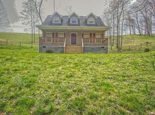 9627 Moccasin Valley Rd, Lebanon, VA 24266