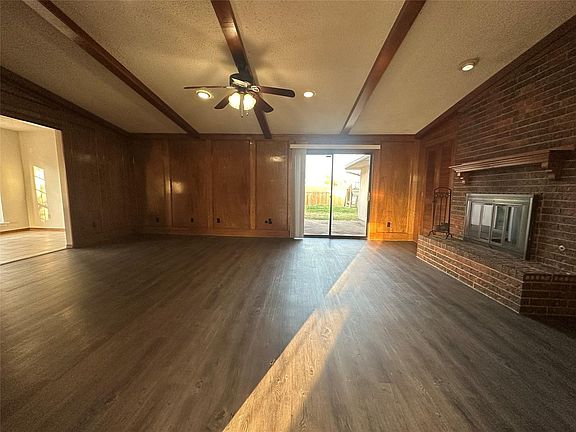 4th image of 305 Marriott Ln