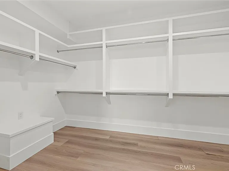 22661 Sweetmeadow — Photo 34