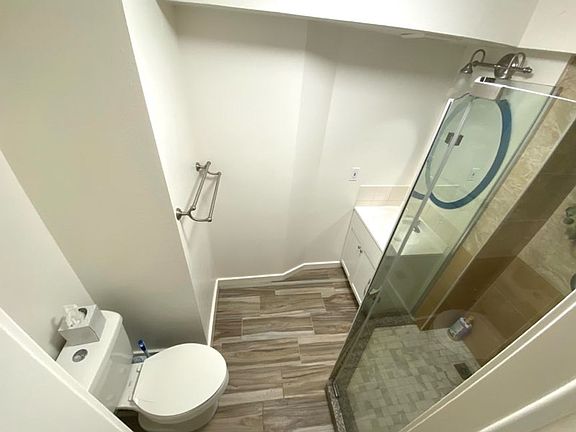 4th image of 5235 17th Ave NE #6