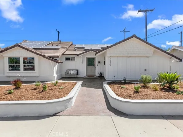 12042 Davenport Rd, Los Alamitos, CA 90720