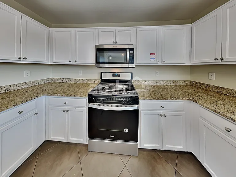 18445 S Avenida Arroyo Seco — Photo 3