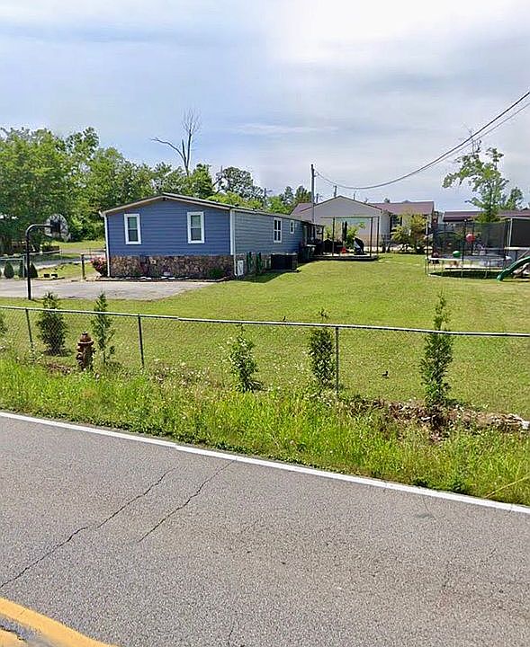 2nd image of 7891 Shale St