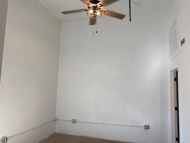 401 Rivermont Ave — Photo 6