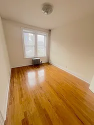 Rented by REALTY QUEST NEW YORK INC