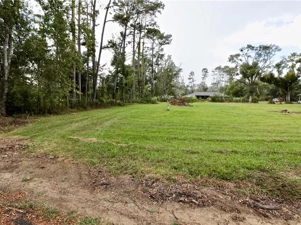 Elliott Ln, Lake Charles, LA 70615
