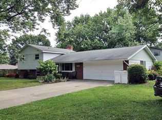 3810 Captiva Dr, Fort Wayne, IN 46815