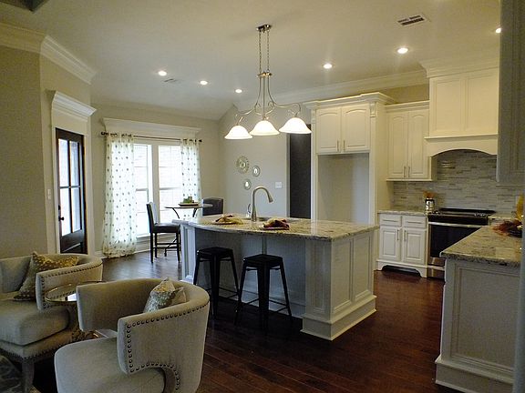 4th image of 2652 Ravenway Dr