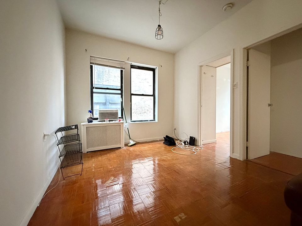 1st image of 324 E 19th St APT 3D