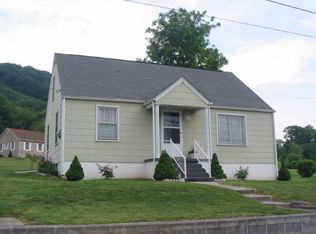 123 Whitlow Road, Rich Creek, VA 24147