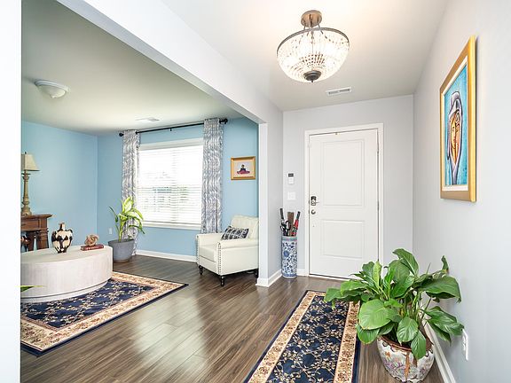 2nd image of 3002 Margaret Ct