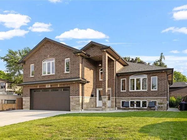 655 River Ave, Lasalle, ON N9J 1A8