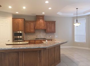 11718 Harvick Ave, Bakersfield, CA 93312