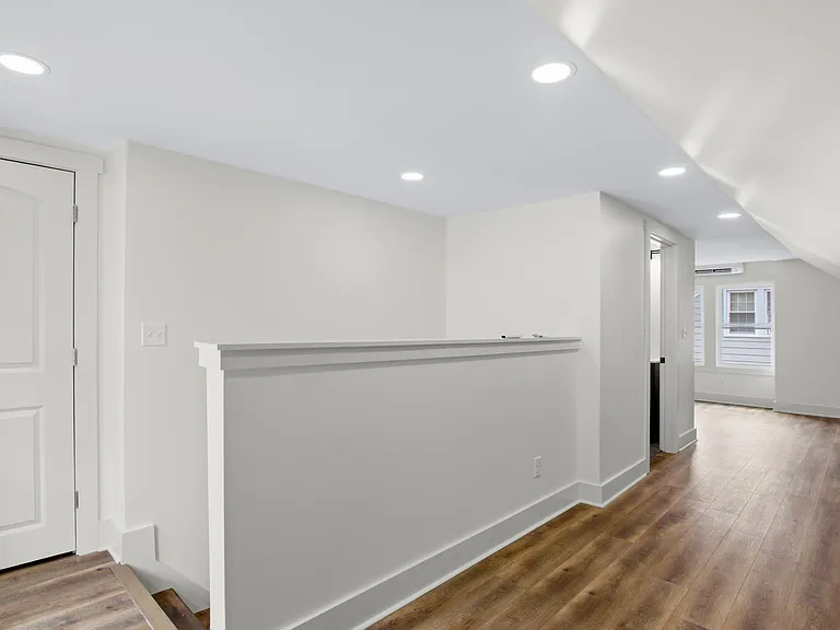 3908 Plymouth Rd — Photo 26