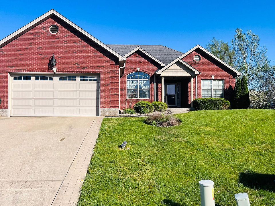 1st image of 227 S Rushmore Dr