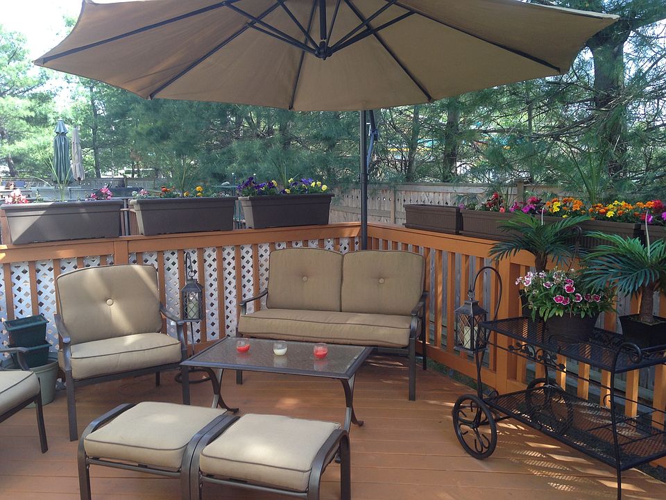 1st image of 1425 Jerusalem Ave APT 33