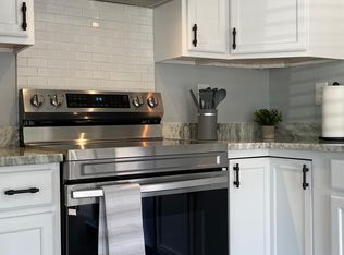 104 Summit Ave, Goose Creek, SC 29445