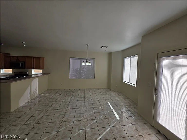 731 Emerald Idol Pl — Photo 18