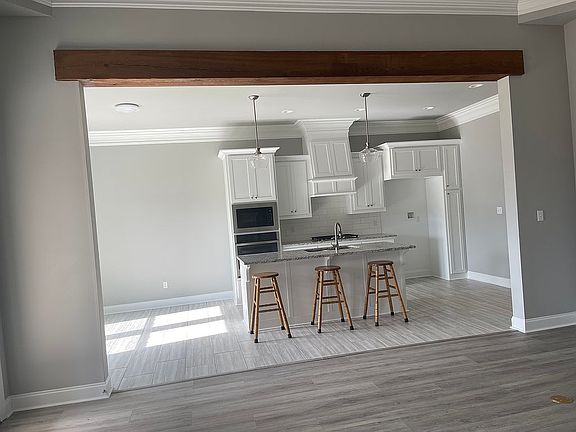 5th image of 7244 Effie Dr