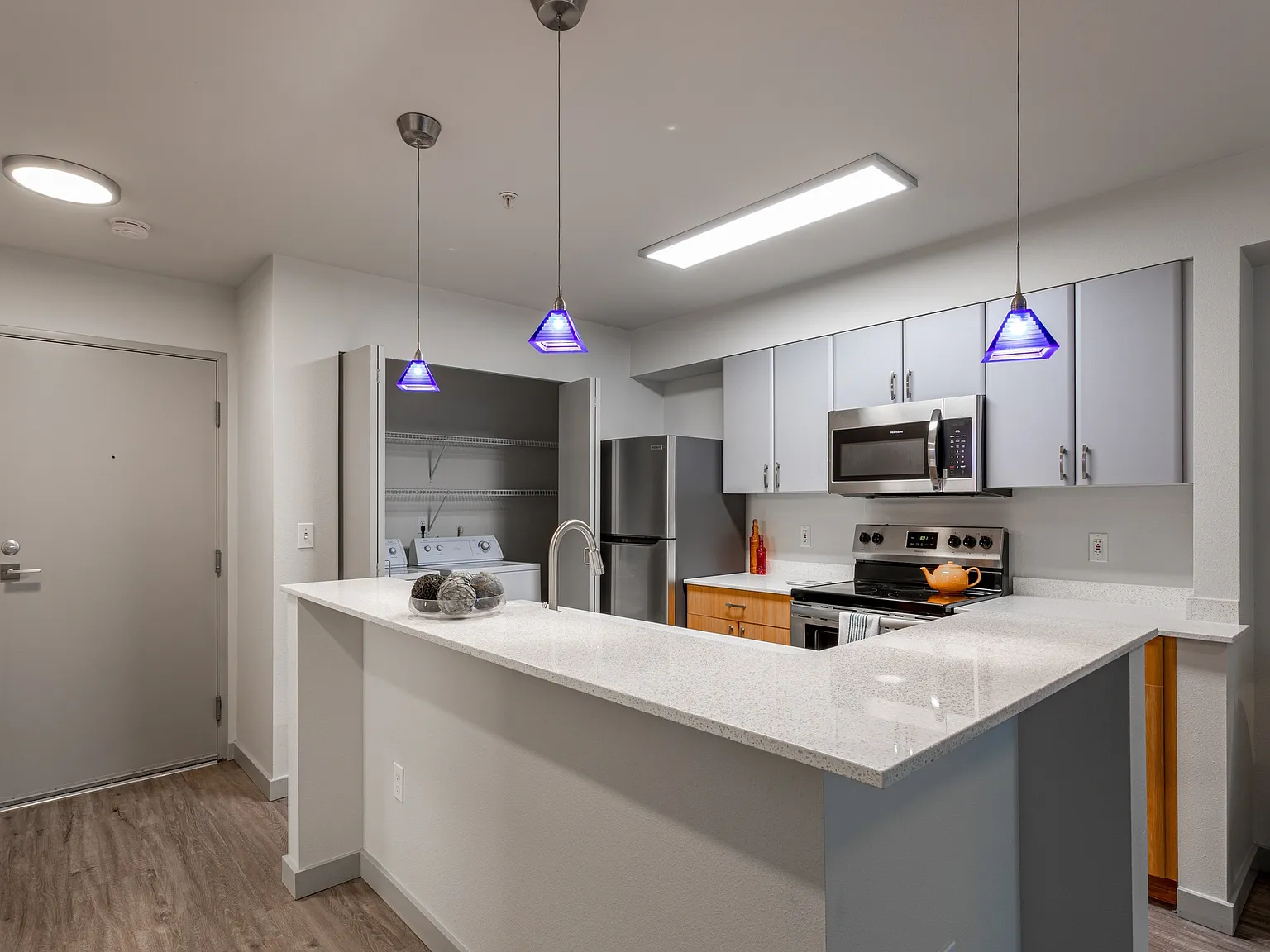 Epicenter Apartments — Photo 2