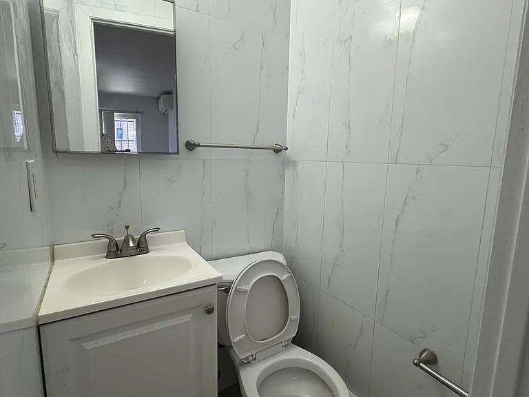 158-12 65th Ave #2F — Photo 7