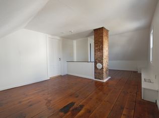 28 Market St #3, Amesbury, MA 01913