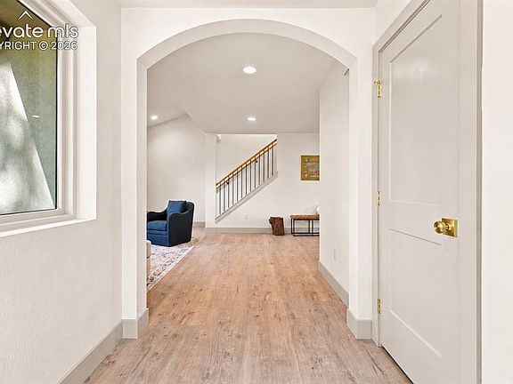5th image of 11935 Grandin Point