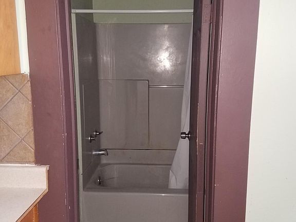 2nd image of 2722 Marvin Ave