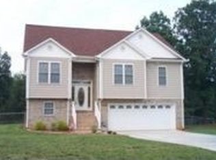 4659 Horseshoe Bend Rd, Hudson, NC 28638