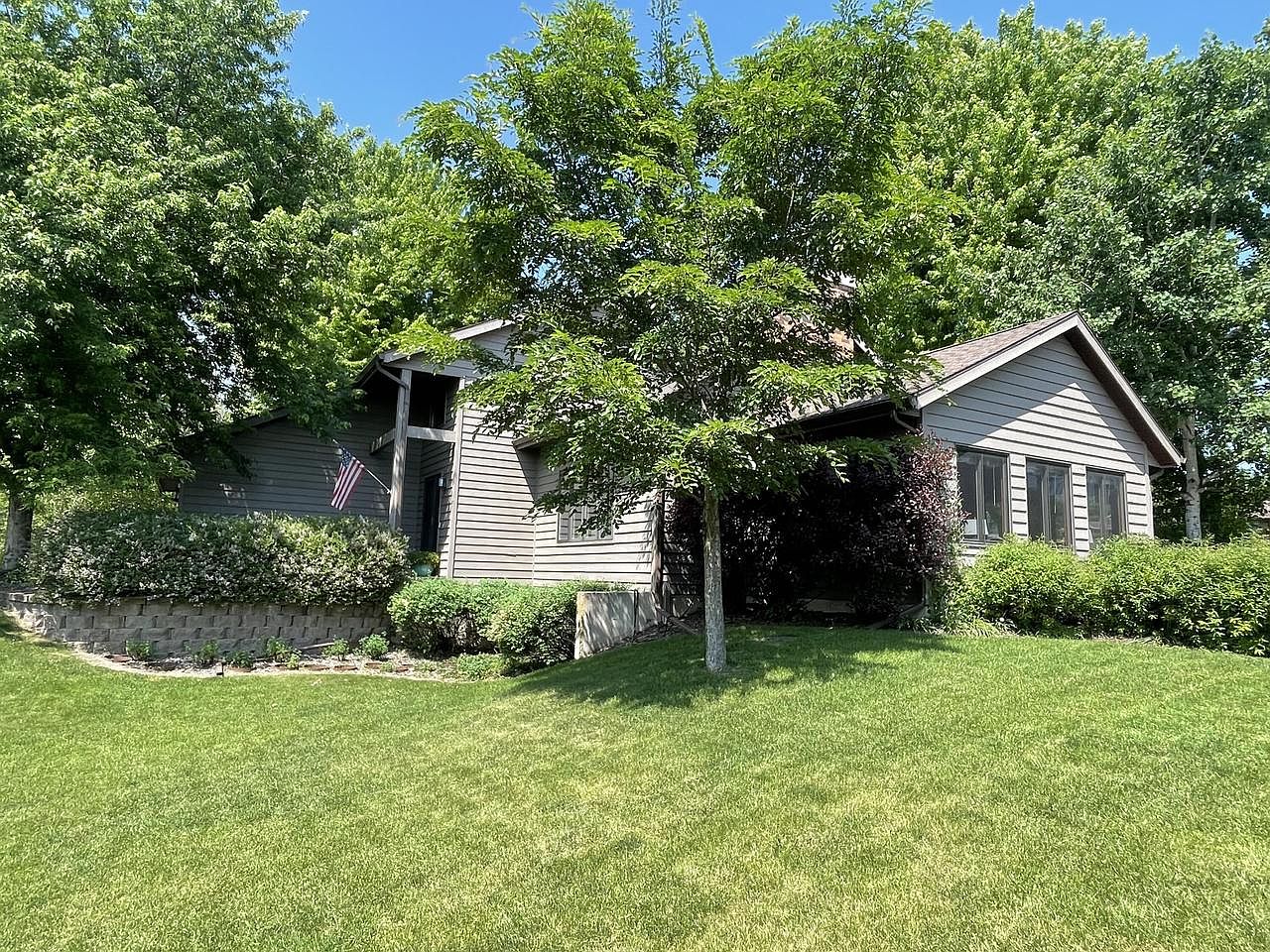 680 4th STREET NORTH North, La Crescent, MN 55947 Zillow