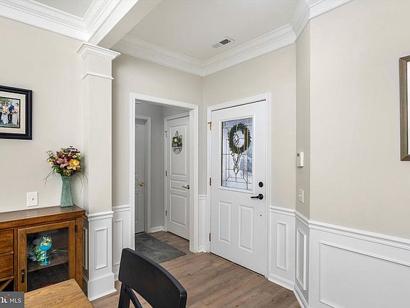 4th image of 32 Sparrow Dr