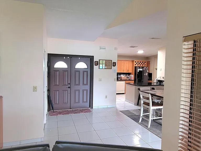 18600 SW 127th Pl — Photo 13