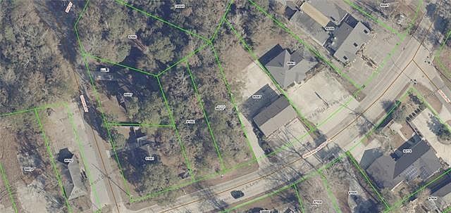 1st image of 2787 3rd St