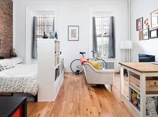 139 Montague St #2E, Brooklyn, NY 11201