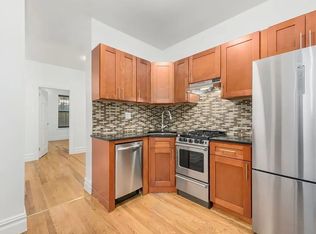 115 Perry St APT 1C, New York, NY 10014