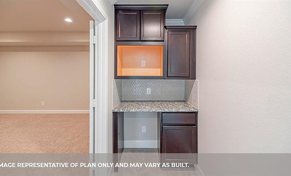 1st image of 28606 Hannahs Harbor Ln