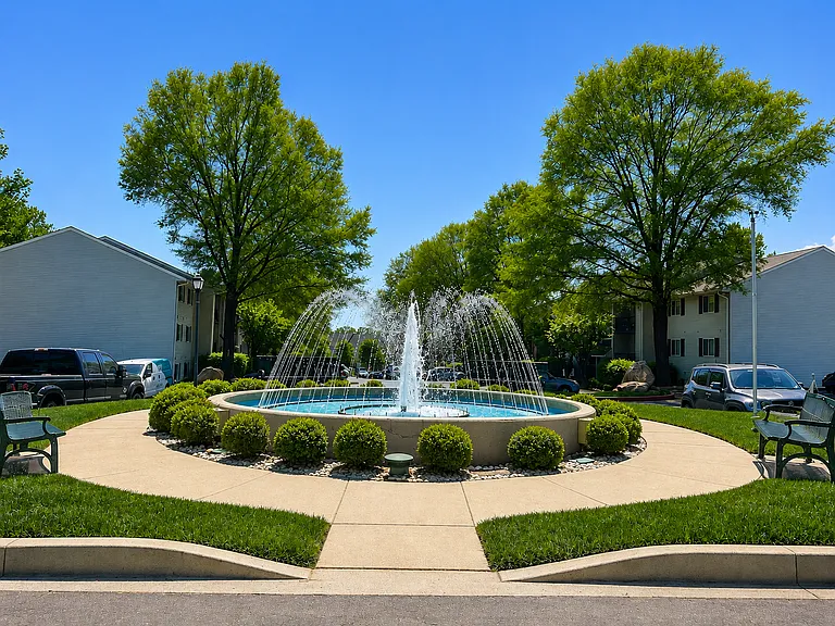 5 Lockhart Cir #2J — Photo 15
