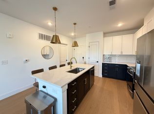 3000 South Blvd #201, Charlotte, NC 28209
