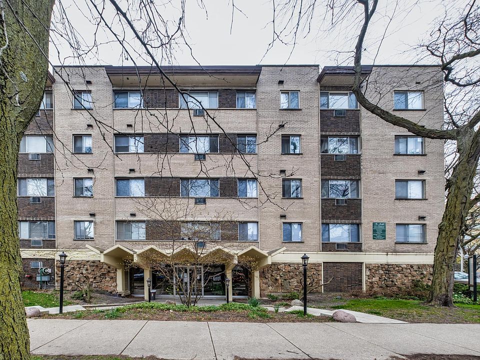 1st image of 5450 N Winthrop Ave APT 404