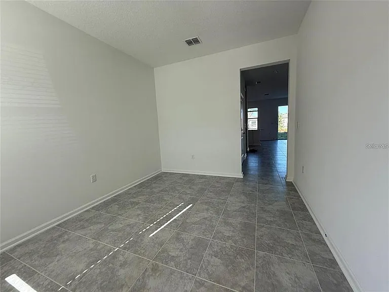 2533 Skyline Loop — Photo 3