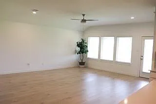31739 Margaret Woods Ln — Photo 23